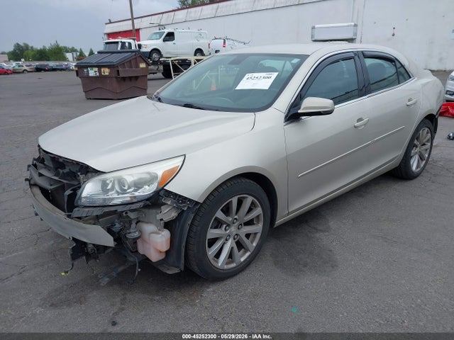 1G11E5SL9EF303026 Chevrolet MALIBU 2LT