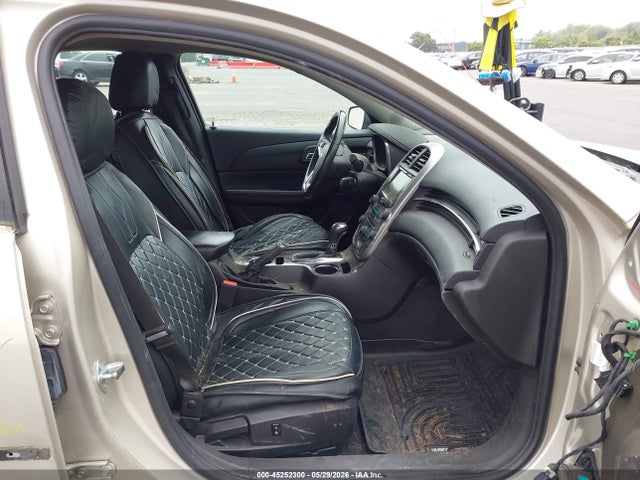 1G11E5SL9EF303026 Chevrolet MALIBU 2LT
