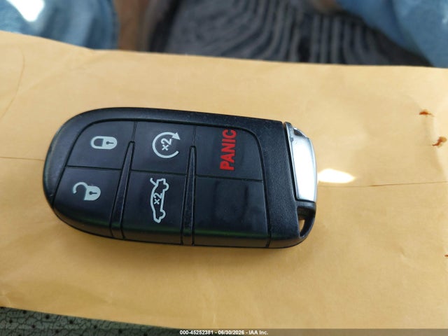 45252381 :رقم المزاد ، 2C3CDXBG4PH529790 vin ، 2023 Dodge Charger Sxt مزاد بيع