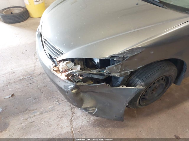 45252394 :رقم المزاد ، 4T1BE32K55U595420 vin ، 2005 Toyota Camry Le مزاد بيع