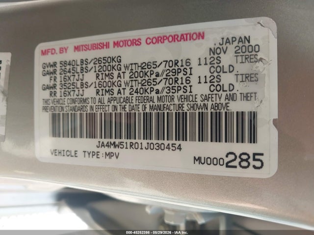 45252398 :رقم المزاد ، JA4MW51R01J030454 vin ، 2001 Mitsubishi Montero Limited مزاد بيع