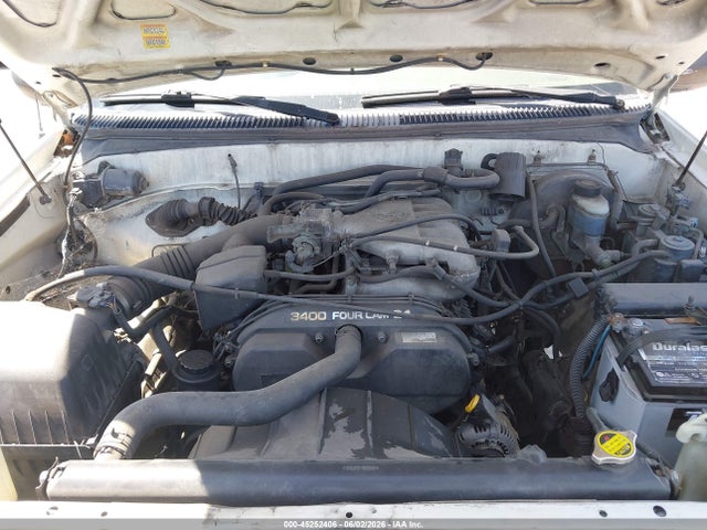 45252406 :رقم المزاد ، 5TBJN3216YS118567 vin ، 2000 Toyota Tundra مزاد بيع