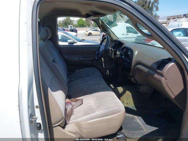 45252406 :رقم المزاد ، 5TBJN3216YS118567 vin ، 2000 Toyota Tundra مزاد بيع