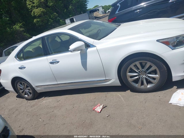 Продаж на аукціоні авто 2015 Lexus Ls 460, vin: JTHCL5EF9F5024810, номер лоту: 45252407