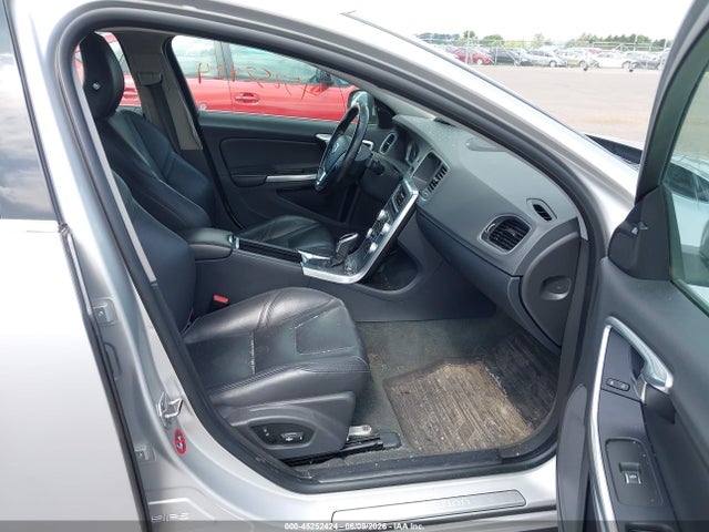 LYV402TM6JB171416 Volvo S60 Inscription T5 Platinum