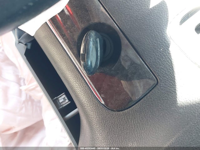45252440 :رقم المزاد ، 2C4RC1BG0FR695223 vin ، 2015 Chrysler Town & Country Touring مزاد بيع