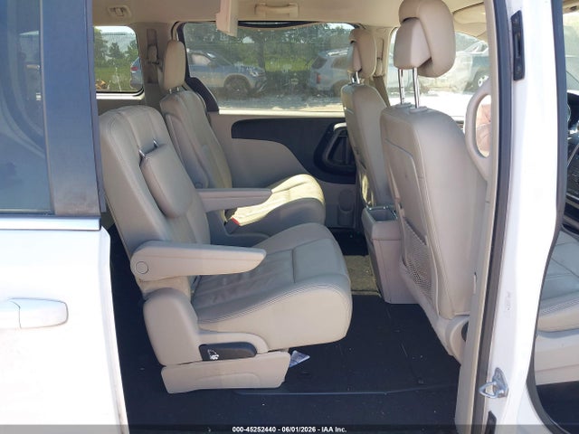 45252440 :رقم المزاد ، 2C4RC1BG0FR695223 vin ، 2015 Chrysler Town & Country Touring مزاد بيع