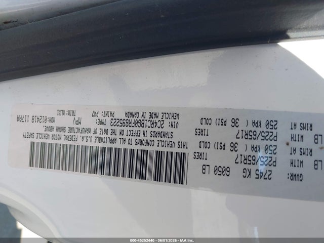 45252440 :رقم المزاد ، 2C4RC1BG0FR695223 vin ، 2015 Chrysler Town & Country Touring مزاد بيع