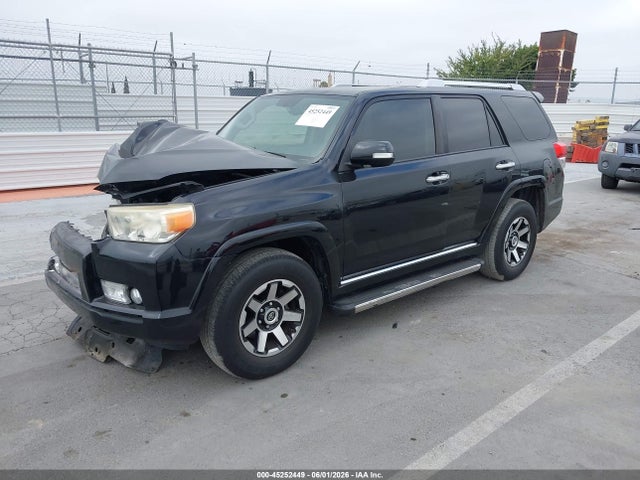 2013 Toyota 4runner Limited მანქანა იყიდება აუქციონზე, vin: JTEZU5JR8D5056617, აუქციონის ნომერი: 45252449