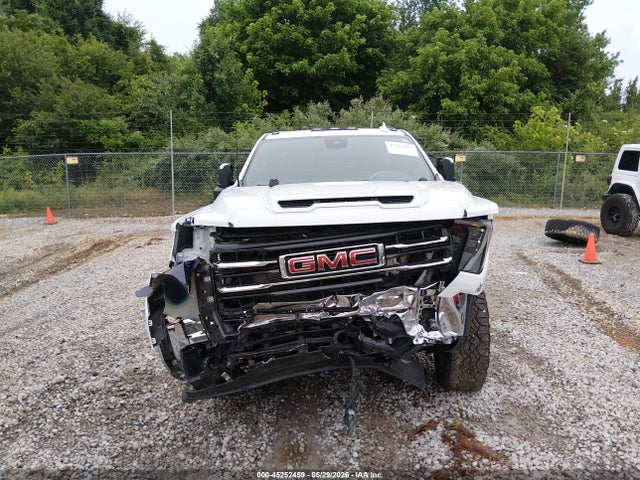 1GT49NEY3RF418503 GMC Sierra 2500hd 4wd Standard Bed Slt