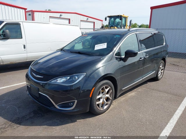 2017 Chrysler Pacifica Touring-l Plus მანქანა იყიდება აუქციონზე, vin: 2C4RC1EG7HR534222, აუქციონის ნომერი: 45252478