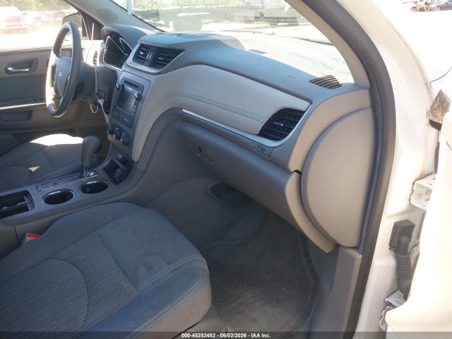 Продаж на аукціоні авто 2015 Chevrolet Traverse Ls, vin: 1GNKRFKD2FJ296246, номер лоту: 45252482