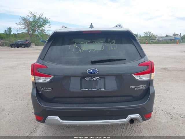Продажа на аукционе авто 2023 Subaru Forester Touring, vin: JF2SKARC4PH402641, номер лота: 45252548
