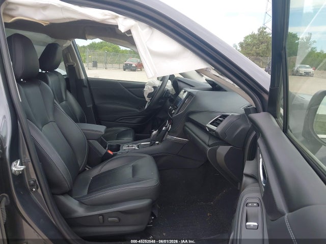 Продажа на аукционе авто 2023 Subaru Forester Touring, vin: JF2SKARC4PH402641, номер лота: 45252548