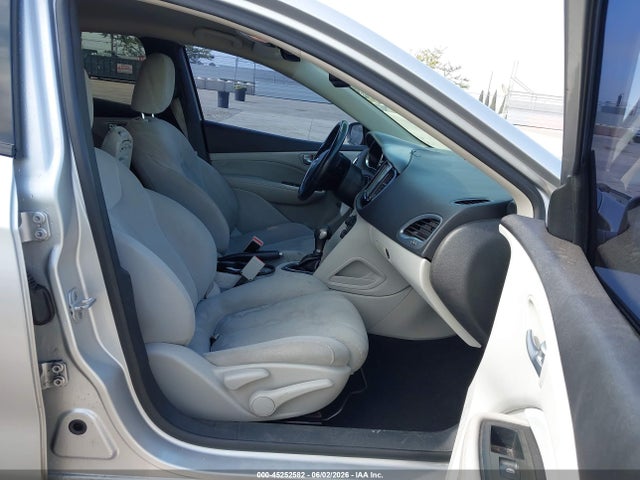45252582 :رقم المزاد ، 1C3CDFBH5DD135145 vin ، 2013 Dodge Dart Sxt مزاد بيع