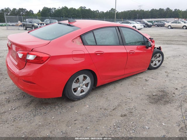1G1BC5SM5H7187101 Chevrolet Cruze Ls Auto