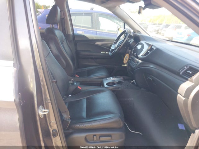 Продажа на аукционе авто 2021 Honda Pilot Awd Special Edition, vin: 5FNYF6H27MB023390, номер лота: 45252608