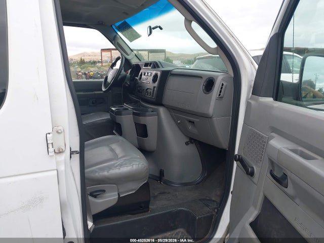 2013 Ford E-150 Xl მანქანა იყიდება აუქციონზე, vin: 1FMNE1BW0DDA64774, აუქციონის ნომერი: 45252616