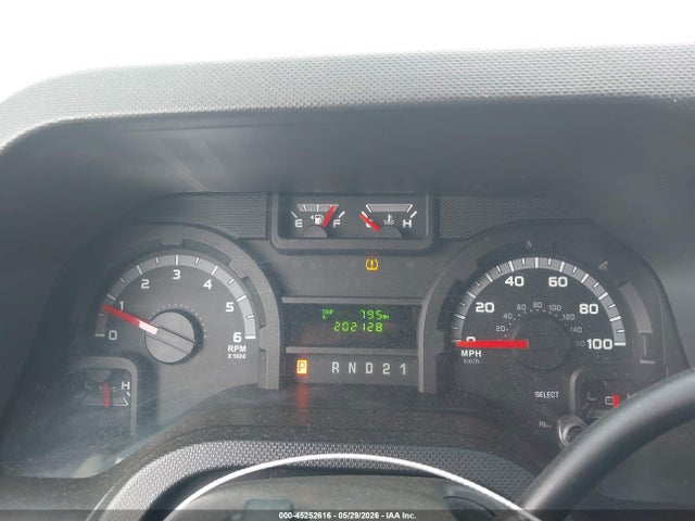 2013 Ford E-150 Xl მანქანა იყიდება აუქციონზე, vin: 1FMNE1BW0DDA64774, აუქციონის ნომერი: 45252616