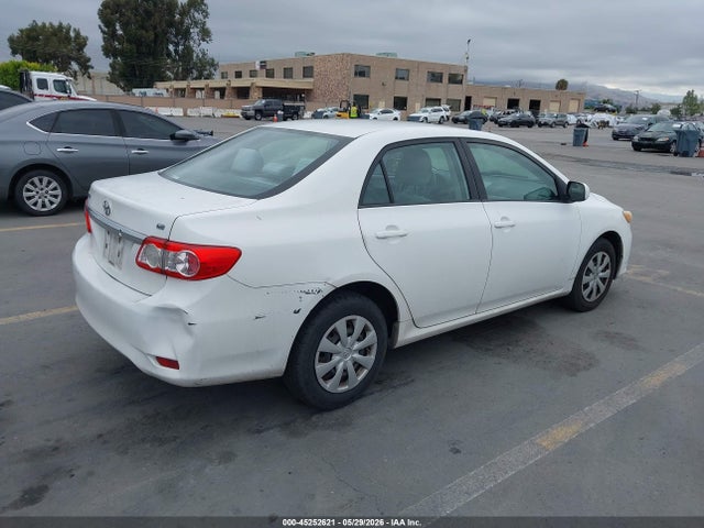 Продажа на аукционе авто 2011 Toyota Corolla Le, vin: 2T1BU4EE2BC627056, номер лота: 45252621