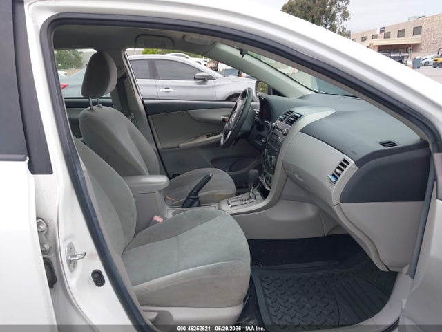 Продажа на аукционе авто 2011 Toyota Corolla Le, vin: 2T1BU4EE2BC627056, номер лота: 45252621