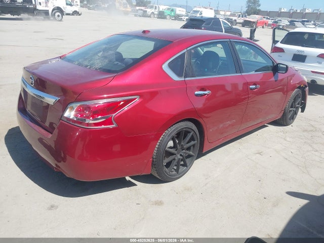 Nissan Altima 2.5 S 2015 1N4AL3AP5FC172014 Image 4