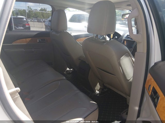 2011 Lincoln Mkx მანქანა იყიდება აუქციონზე, vin: 2LMDJ8JK1BBJ07394, აუქციონის ნომერი: 45252656