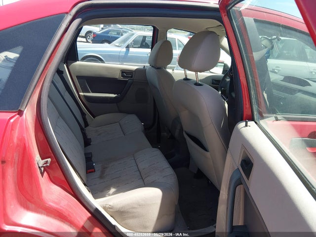 45252659 :رقم المزاد ، 1FAHP35N38W176298 vin ، 2008 Ford Focus Se/ses مزاد بيع