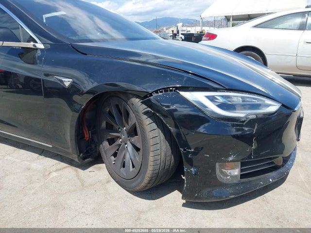 Tesla Model S 100d/75d/long Range/standard Range 2019 5YJSA1E29KF306592 Image 6