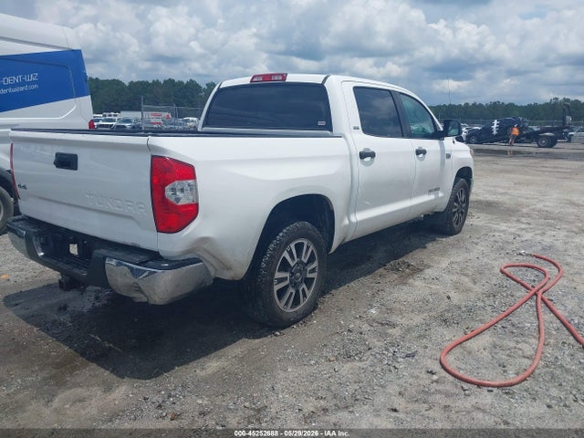 5TFDW5F14JX728717 Toyota Tundra Sr5 5.7l V8
