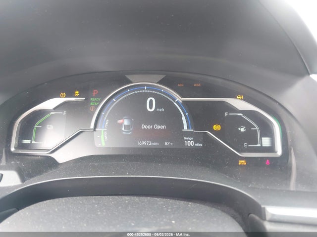 Продаж на аукціоні авто 2018 Honda Clarity Plug-in Hybrid, vin: JHMZC5F13JC009933, номер лоту: 45252695