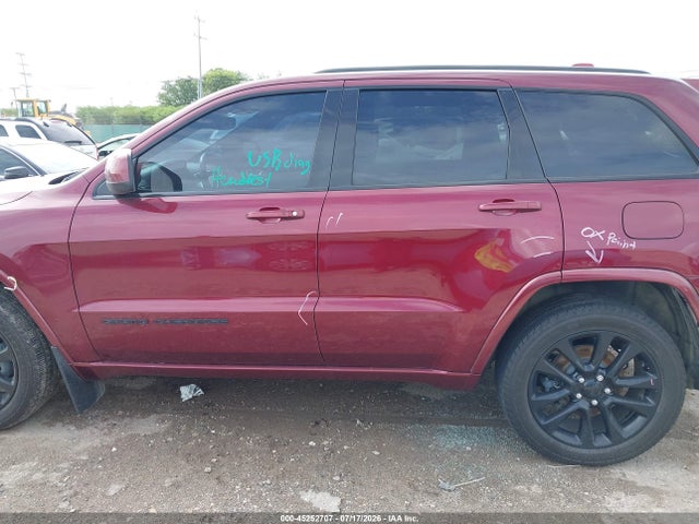 Продажа на аукционе авто 2018 Jeep Grand Cherokee Altitude 4x2, vin: 1C4RJEAG1JC110262, номер лота: 45252707