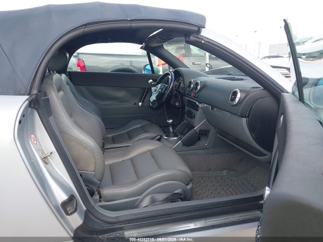 Продажа на аукционе авто 2001 Audi Tt, vin: TRUTC28N711002264, номер лота: 45252715