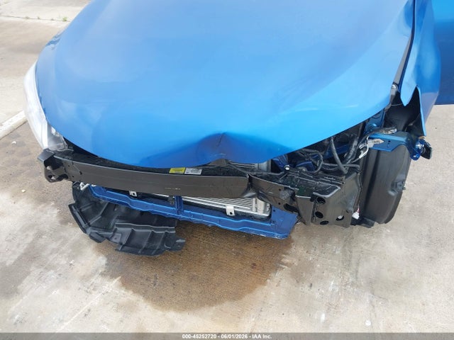 4T1BF1FK1HU673966 Toyota CAMRY SE
