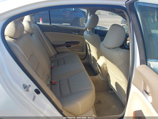 45252734 :رقم المزاد ، 1HGCP3F85AA002105 vin ، 2010 Honda Accord 3.5 Ex-l مزاد بيع