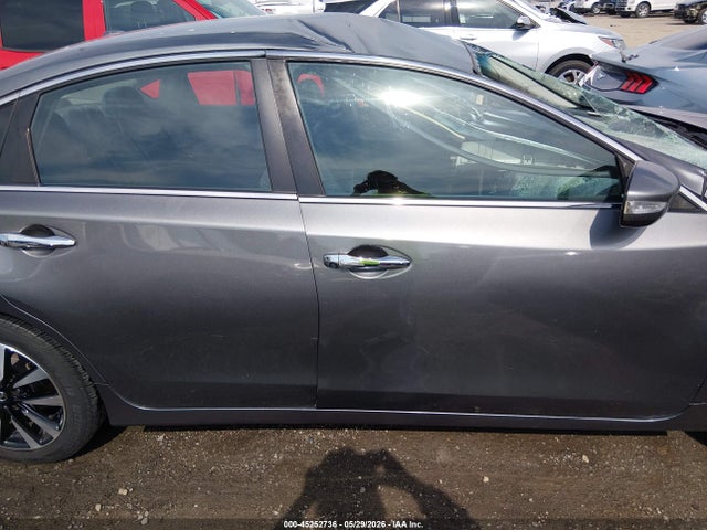 2018 Nissan Altima 2.5 Sl მანქანა იყიდება აუქციონზე, vin: 1N4AL3AP1JC176358, აუქციონის ნომერი: 45252736