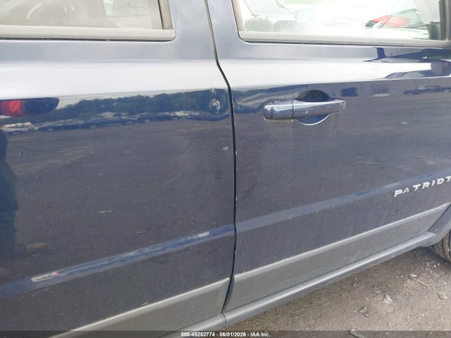 45252774 :رقم المزاد ، 1C4NJRFB5ED810448 vin ، 2014 Jeep Patriot Latitude مزاد بيع