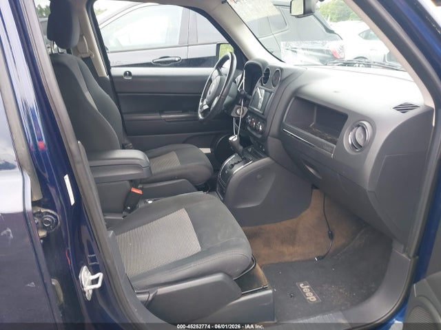 45252774 :رقم المزاد ، 1C4NJRFB5ED810448 vin ، 2014 Jeep Patriot Latitude مزاد بيع