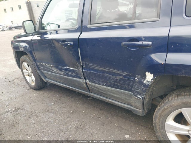 45252774 :رقم المزاد ، 1C4NJRFB5ED810448 vin ، 2014 Jeep Patriot Latitude مزاد بيع