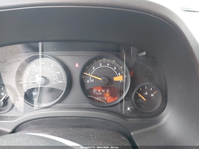 45252774 :رقم المزاد ، 1C4NJRFB5ED810448 vin ، 2014 Jeep Patriot Latitude مزاد بيع