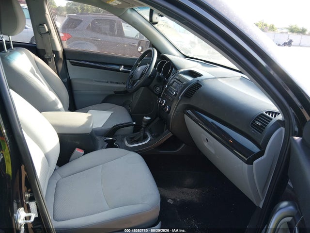 Продажа на аукционе авто 2011 Kia Sorento, vin: 5XYKT3A14BG006485, номер лота: 45252780