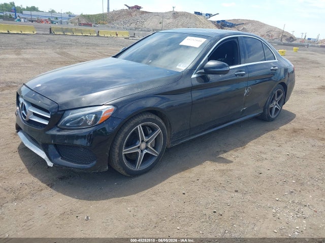 45252810 :رقم المزاد ، 55SWF4KB7FU004828 vin ، 2015 Mercedes-benz C 300 Sport 4matic مزاد بيع