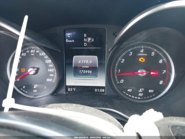 45252810 :رقم المزاد ، 55SWF4KB7FU004828 vin ، 2015 Mercedes-benz C 300 Sport 4matic مزاد بيع