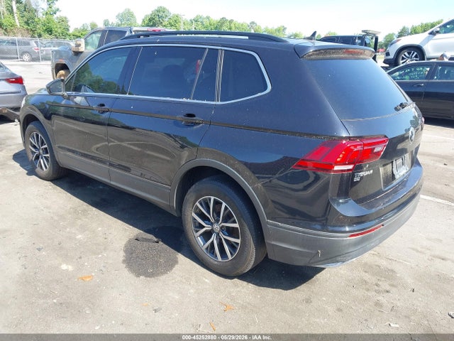 Продаж на аукціоні авто 2019 Volkswagen Tiguan 2.0t Se/2.0t Sel/2.0t Sel R-line/2.0t Sel R-line Black, vin: 3VV3B7AX0KM090327, номер лоту: 45252880