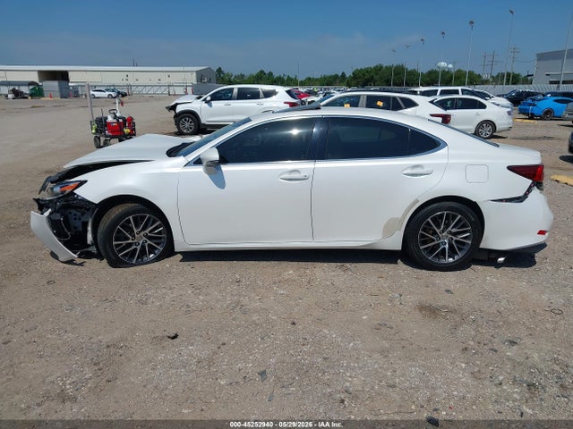 45252940 :رقم المزاد ، JTHBK1GG8G2233620 vin ، 2016 Lexus Es 350 مزاد بيع