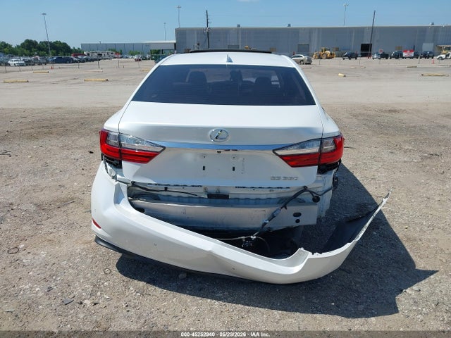 45252940 :رقم المزاد ، JTHBK1GG8G2233620 vin ، 2016 Lexus Es 350 مزاد بيع