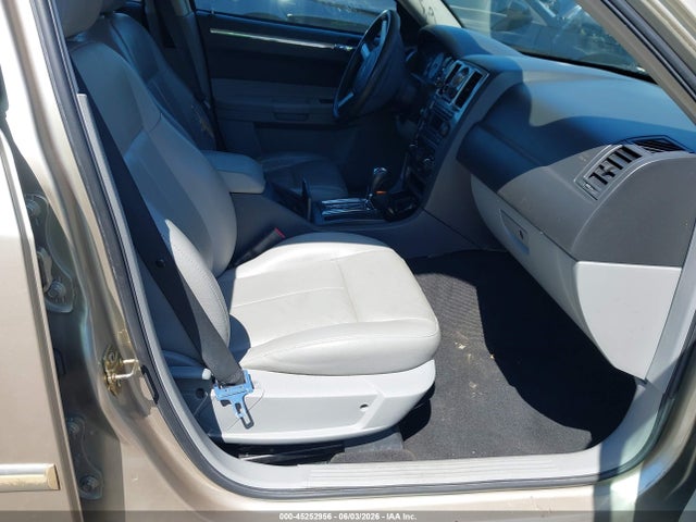 2006 Chrysler 300 Touring მანქანა იყიდება აუქციონზე, vin: 2C3KA53G46H230192, აუქციონის ნომერი: 45252956