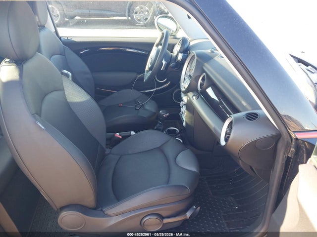 Продаж на аукціоні авто 2008 Mini Cooper S, vin: WMWMF73598TV34671, номер лоту: 45252961