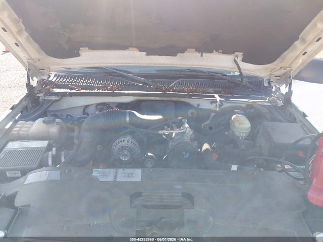 2005 Chevrolet Silverado 1500 Work Truck მანქანა იყიდება აუქციონზე, vin: 1GCEC14X85Z301502, აუქციონის ნომერი: 45252969