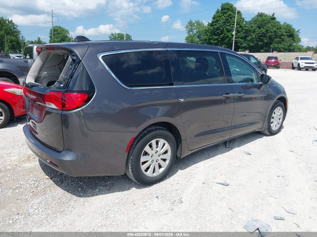 2C4RC1AG9MR562345 Chrysler Voyager L